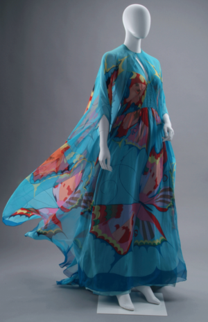 《カフタン、ドレス》1976年　島根県立石見美術館蔵