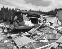 昨年11月、長野県を襲った最大震度6弱の地震では多くの家屋が倒壊