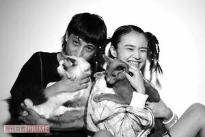 今年に入って会ったのはまだ1度だけだと話していたが、仲むつまじい様子で心配無用!? 撮影/petomoni