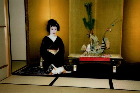 No.1芸者時代の千代里さん