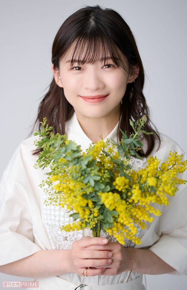 伊藤沙莉　撮影／渡邉智裕　ヘアメイク／岡澤愛子　スタイリング／吉田あかね