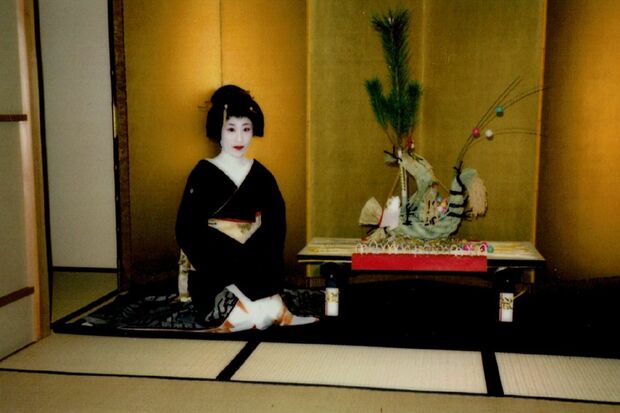 No.1芸者時代の千代里さん