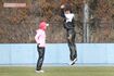 2011年1月、宮崎市内で自主トレをする古閑美保とダルビッシュ有