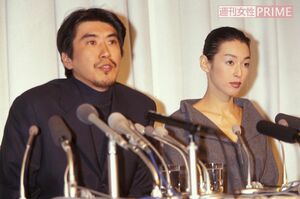 1998年11月、石橋貴明と鈴木保奈美の結婚会見