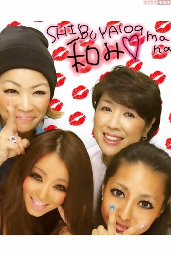 109時代、スタッフと撮った食事後の恒例のプリクラ