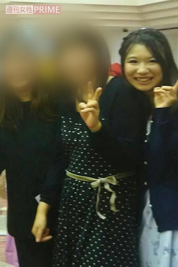 バレーボールが趣味だという容疑者。ママさんバレーの仲間と（本人のインスタグラムより）