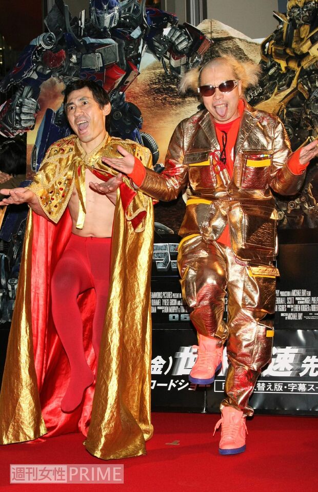 エスパー伊東さんと‎南部虎弾さん（左）