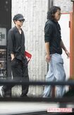 松本潤 小栗旬 花晴れ 打ち上げにサプライズ登場で キャストもモジモジ ニュース概要 週刊女性prime