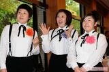 3人お揃いの洋服で登場した（'07年、陣内智則・藤原紀香結婚披露宴）