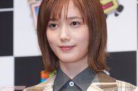 【芸能人ダイエット列伝】本田翼、“コロナ太り”を指摘され決意!激痛の足ツボ押しで脚スッキリ、専門家も…
