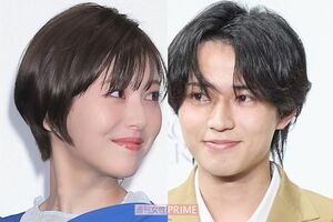 写真左から浜辺美波、永瀬廉