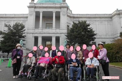 東京にある国立博物館を見学したり、ミカン狩りに出かけたり、旅行は大切なイベントのひとつ