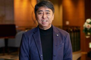 伊賀瀬道也先生　愛媛大学大学院抗加齢医学講座教授、愛媛大学医学部附属病院抗加齢・予防医療センター長。米国Wake　Forest大学・高血圧血管病センターなどを経て2019年4月より現職。4000人以上のドック受診者に指導をするなど、抗加齢医学研究のトップランナーとして活躍中。