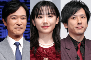『第77回NHK紅白歌合戦』司会の堺雅人、芦田愛菜、二宮和也