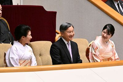 “スー女”愛子さまが「天覧相撲」を “思い出の桜色の着物”で観戦、天皇陛下と雅子さまは気品あふれる“…