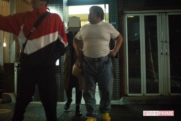 栄作になりきった石ちゃんは目立ちまくり