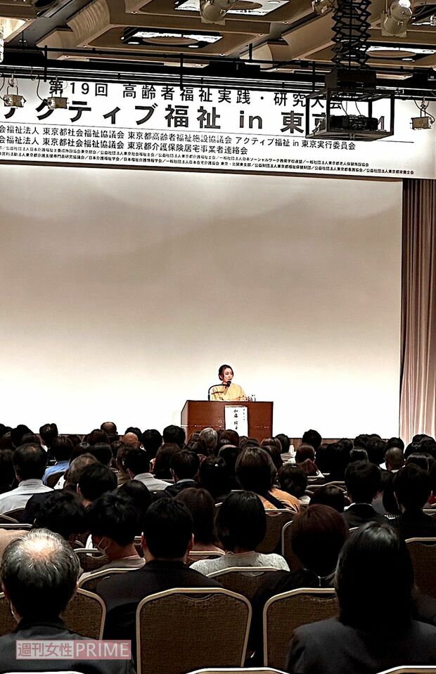 講演会でたくさんの方にお会いできてとても刺激を受けています　写真提供／加藤綾菜
