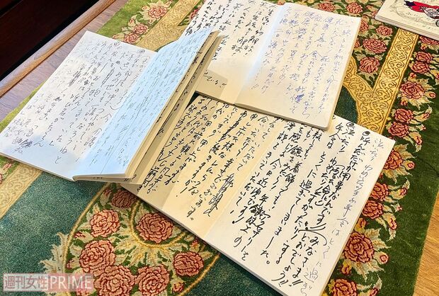 綾小路きみまろが常に持ち歩いているネタ帳。実際に舞台上で披露された内容も!?