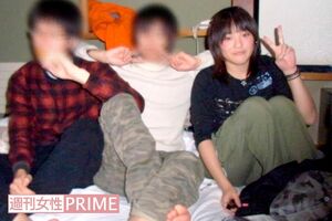 インターネット上に流出して騒動にもなった眞子さんのICUのスキー部時代の写真（'11年10月）