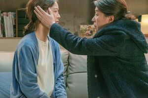 公開中『82年生まれ、キム・ジヨン』(C)2020LOTTEENTERTAINMENTAllRightsReserved.