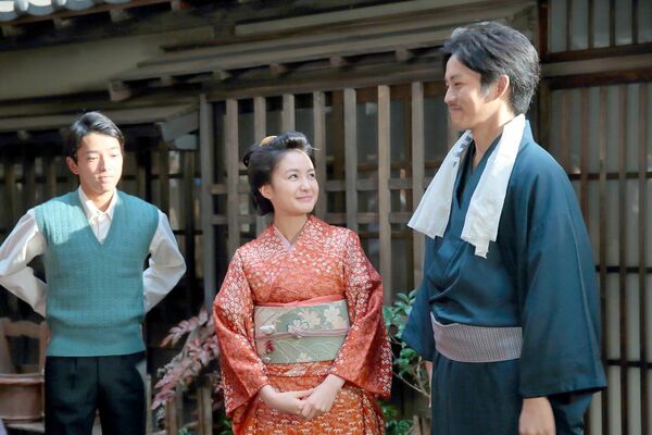16週（1／15～）の放送で、てんと藤吉の息子・隼也も5代目の大八木凱斗くんに。寄席とともに成長しています。(c)NHK