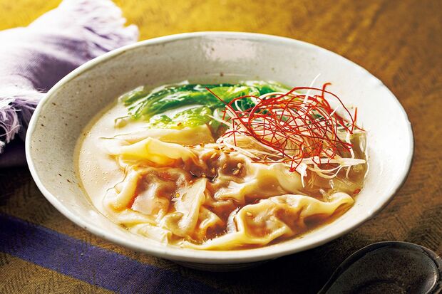 練りごま入りワンタンスープ