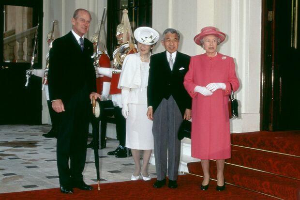 '98年５月、おふたりの訪英をエリザベス女王とフィリップ殿下が歓迎