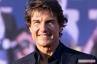 トム・クルーズ主演の『トップガン』が“110億円”大ヒットのウラで…聞こえてくる“防衛省”全面協力ドラ…