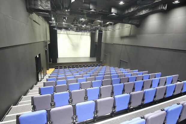 『アニメイト池袋本店』のB2