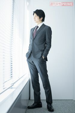 向井理　撮影／廣瀬靖士