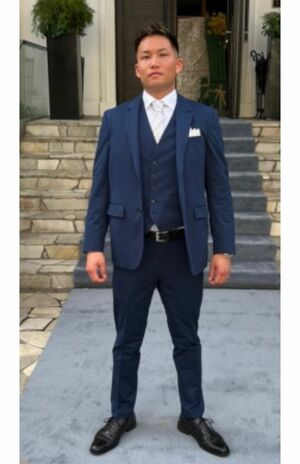 刈り上げ、細眉がトレードマークの木村芳稀容疑者（木村容疑者のSNSより）