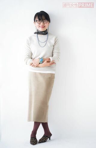 レイヤードスタイルには「タイトスカート」が正解