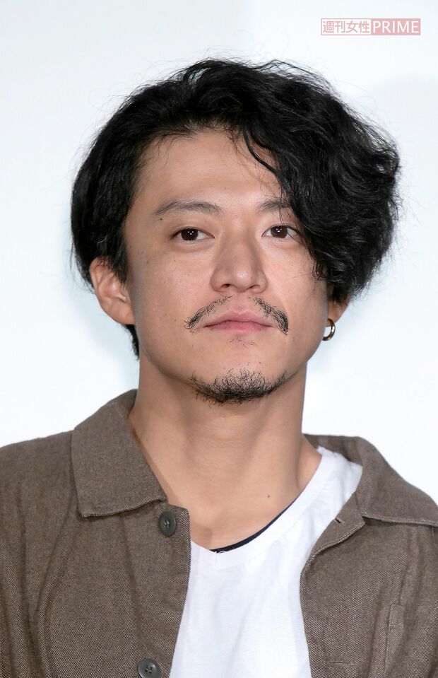 小栗旬