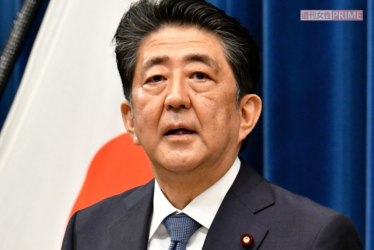 安部晋三元首相カレンダー」「キッシー煎餅」「総裁選饅頭」意外と人気
