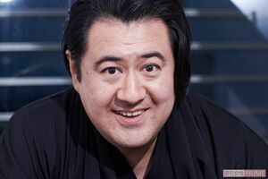 小手伸也　撮影／山田智絵