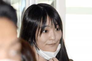 眞子さん（32）