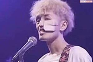 2025年12月に自身初となる単独ライブを大阪で開催し大盛況を収めた。マカロニえんぴつのカバーやオリジナル曲『ナカナイカノジョ』を含む全8曲を披露