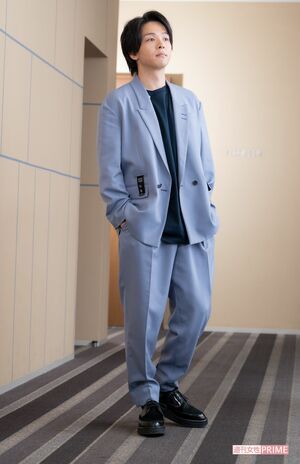 中村倫也　撮影／高梨俊浩