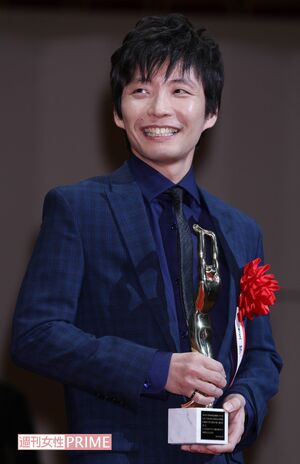 『第68回 毎日映画コンクール』表彰式（’14年）。濡れ場にも挑戦した初主演映画『箱入り息子の恋』でスポニチグランプリ新人賞を受賞　撮影／週刊女性写真班