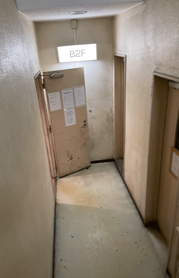 暴行前に経由したとされる花道通りにある『アパ下』（現在は閉鎖）