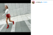 ショートパンツコーデの加護亜依(公式インスタグラムより)
