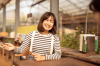 『マツコの知らない世界』で話題の絵本講師・内田早苗さん、全財産をかけての起業と畑の中に小さい書店をつ…