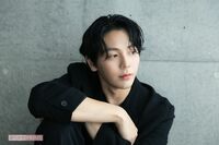 タイ発BLドラマで人気のプーンパット・イアン=サマン 最新作で「コンタクトレンズを外して演じた」理由