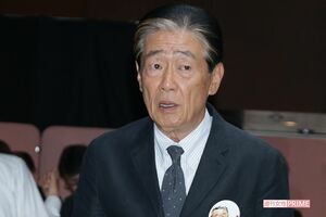 『サンデーモーニング』の司会を務める関口宏