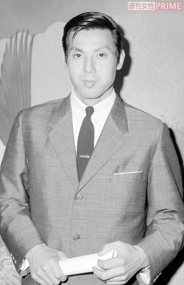 '63年の若き日の宍戸錠さん。身体の線がまだ細い！
