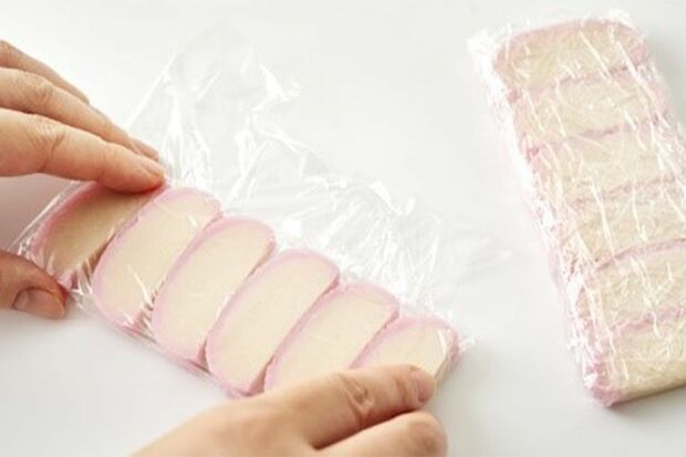 かまぼこ/保存期間〔1か月〕（写真提供／ニチレイフーズ）