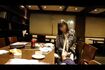ネットで拡散されている、Iくんの母親が飲食店で次男のオムツ替えをしているシーン(一部、編集部加工)
