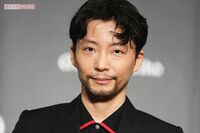 星野源「丸刈りのチェリーくん」が新垣結衣をゲットして沸く地元「蕨の星だ!」