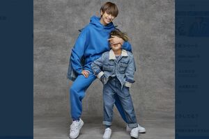 『Gap Japan』の新作コレクションのモデルとして親子共演した山田優と長女（公式ツイッターより）