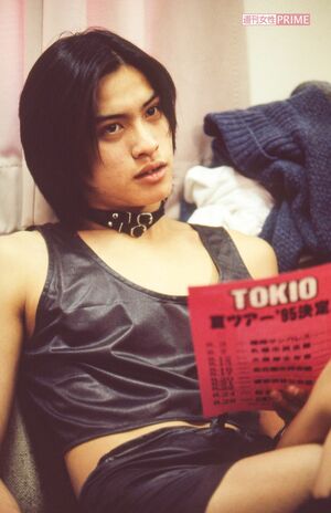 長瀬智也。'95年のコンサートツアーで訪れた北海道・サッポロファクトリーホールの楽屋で